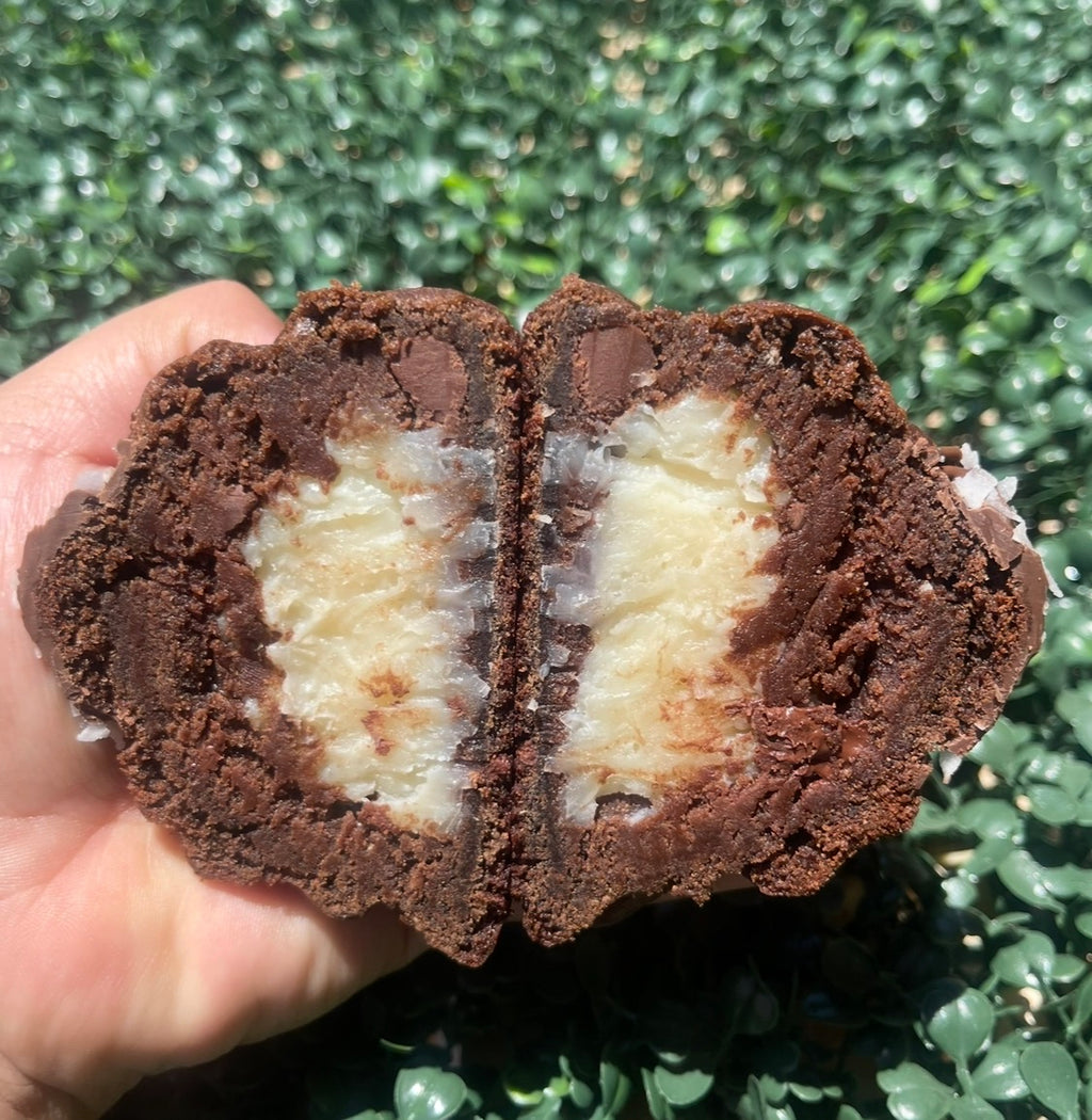 Chocolate Coconut Cream Cookie