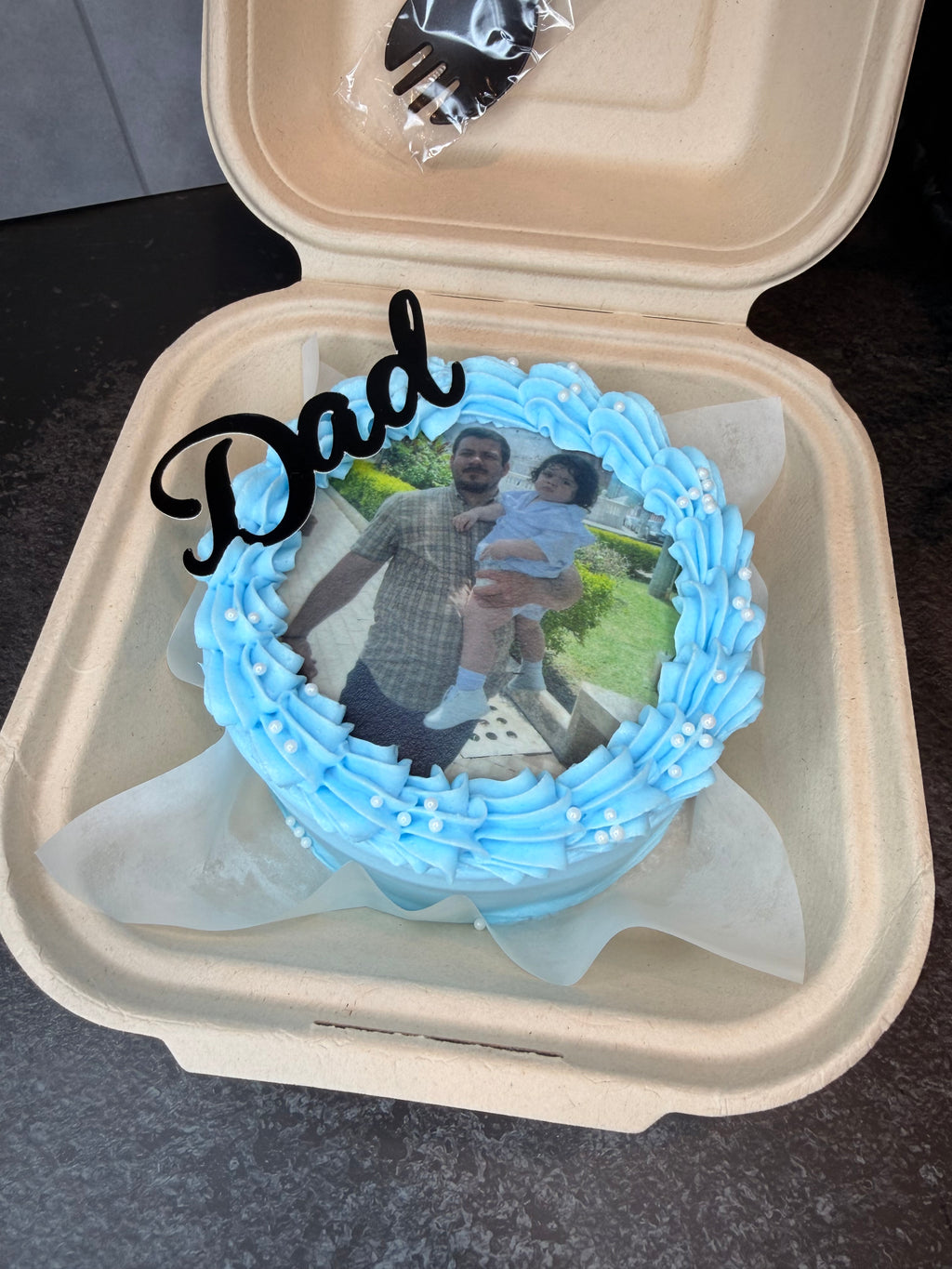 📸 Father’s Day Photo Vanilla Bento Cake
