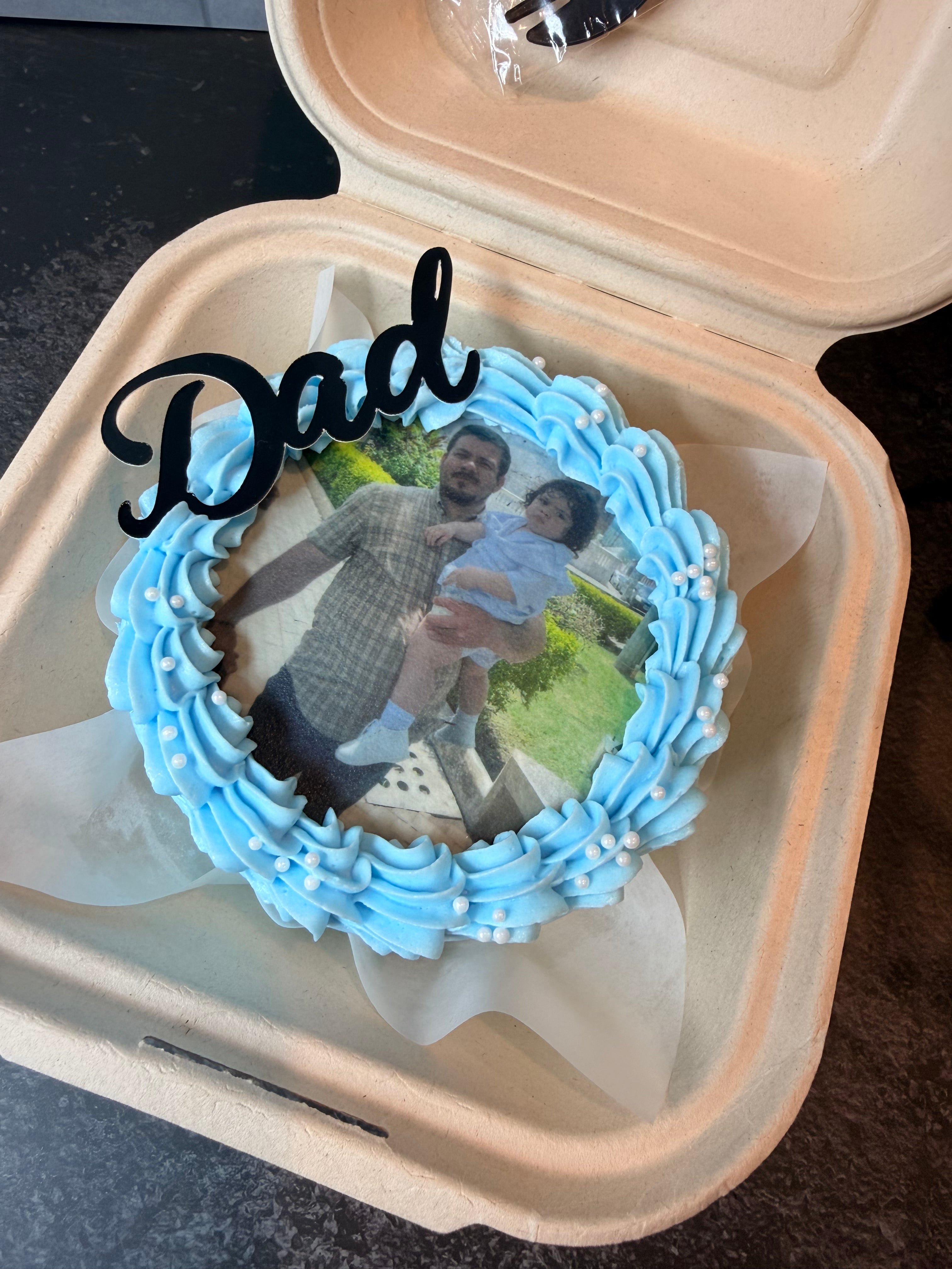📸 Father’s Day Photo Vanilla Bento Cake