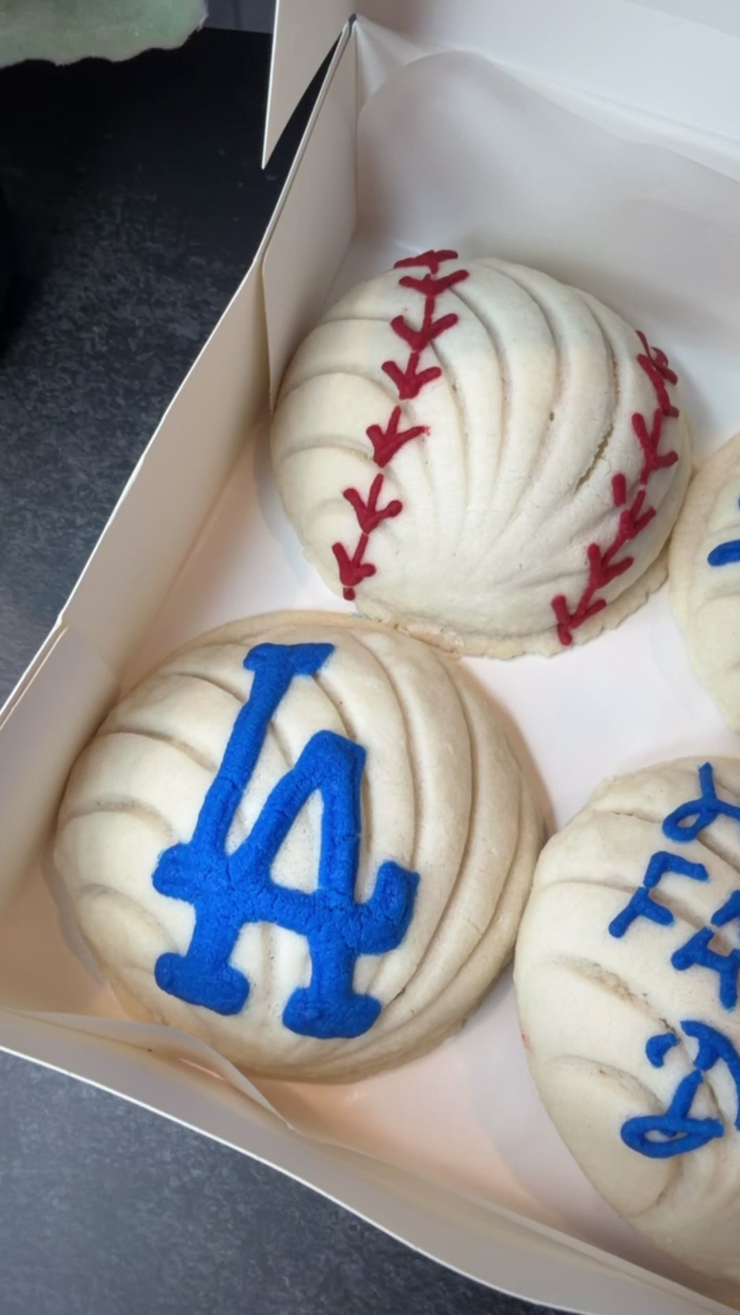⚾ LA Dodgers Father’s Day Conchas